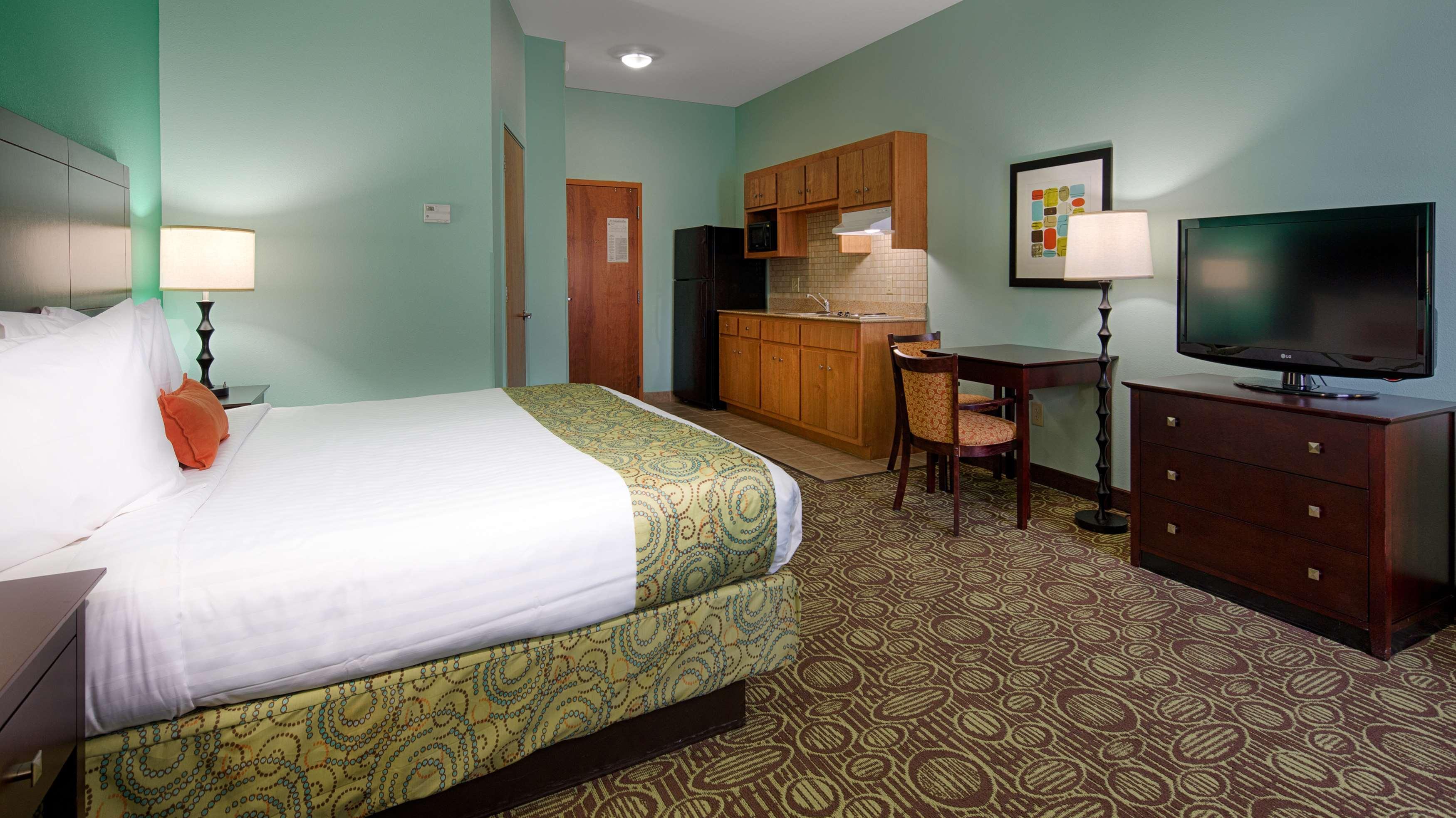 Best Western Plus Glen Allen Inn Ngoại thất bức ảnh