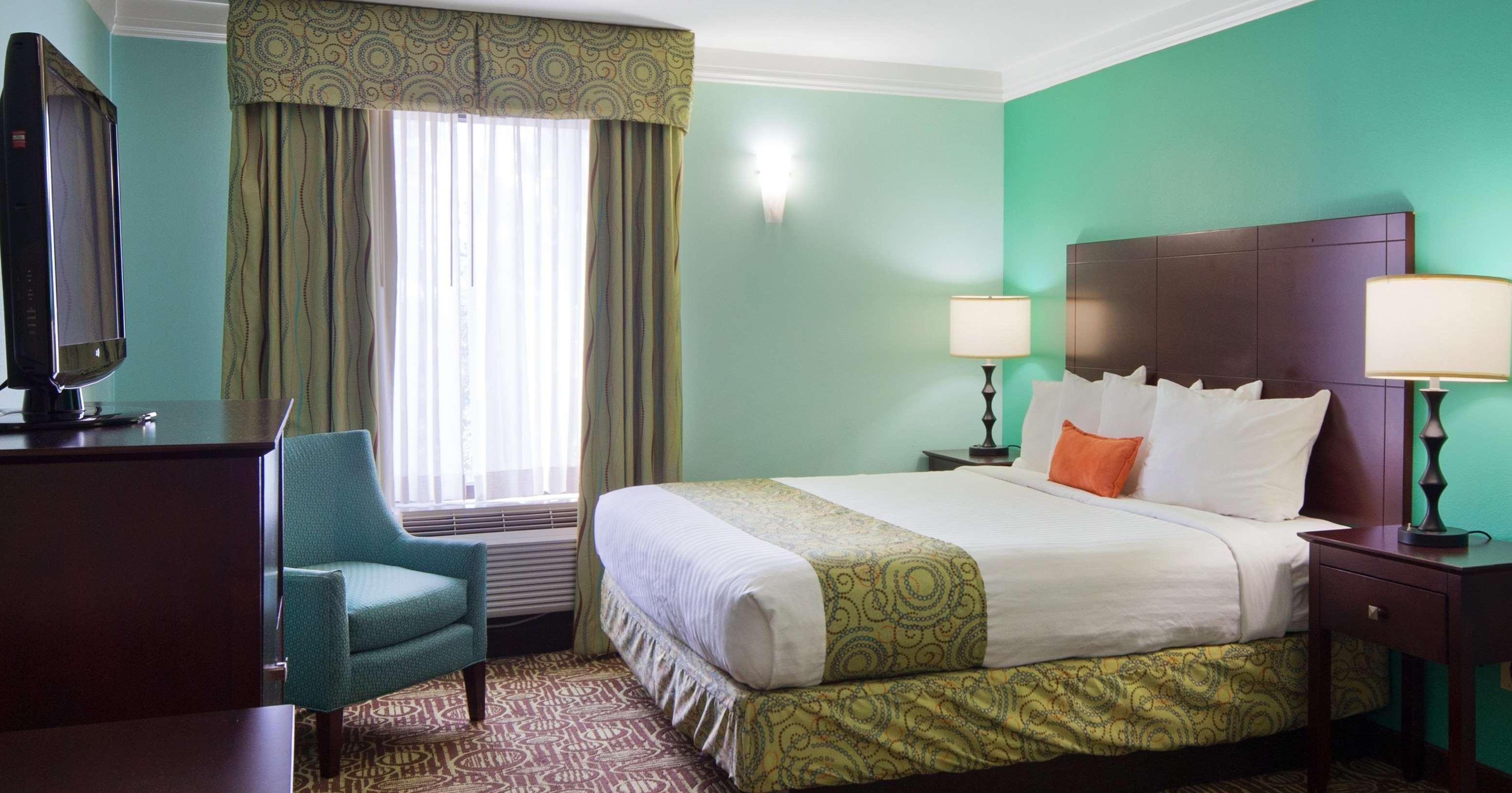 Best Western Plus Glen Allen Inn Ngoại thất bức ảnh