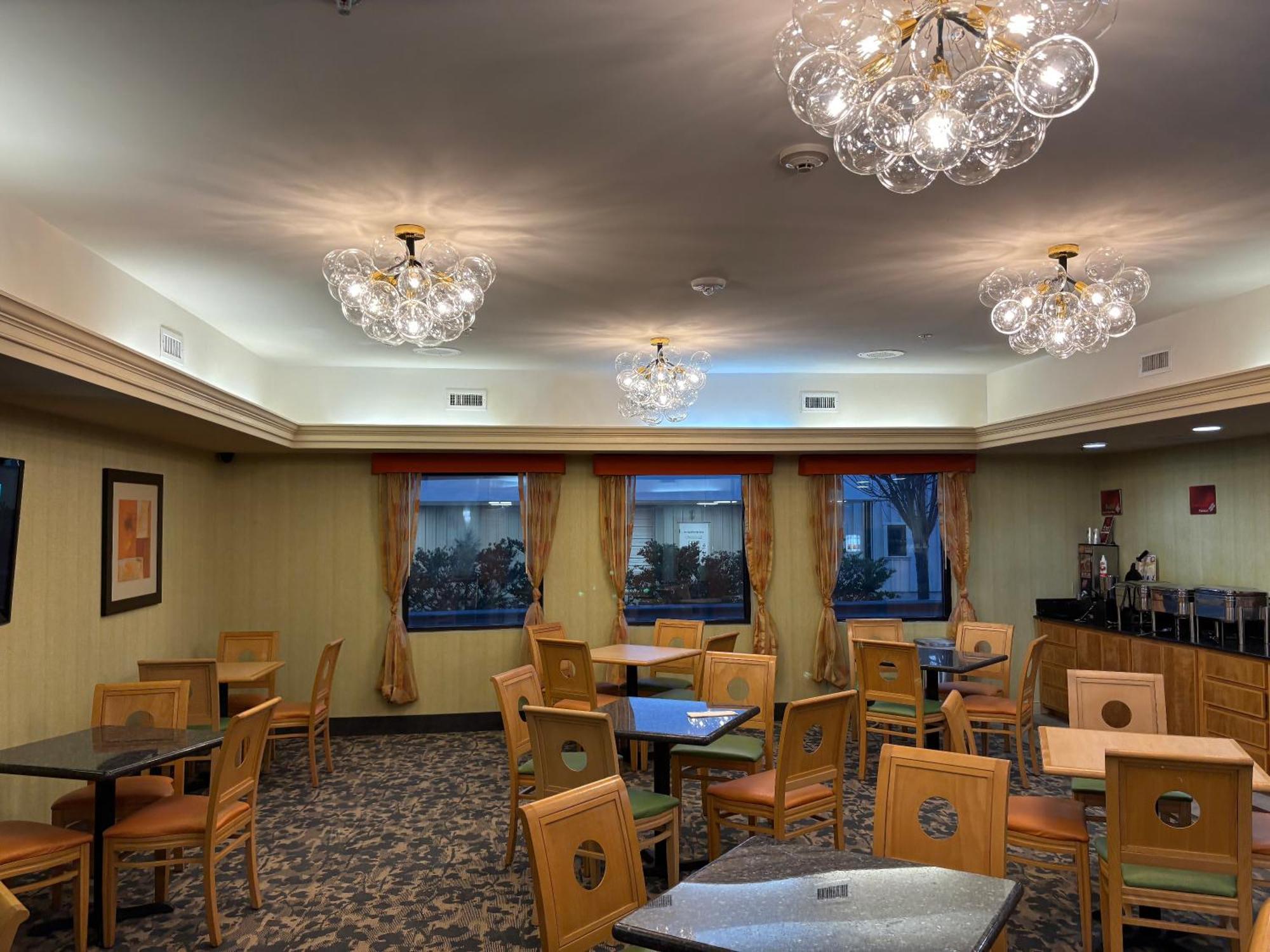 Best Western Plus Glen Allen Inn Ngoại thất bức ảnh